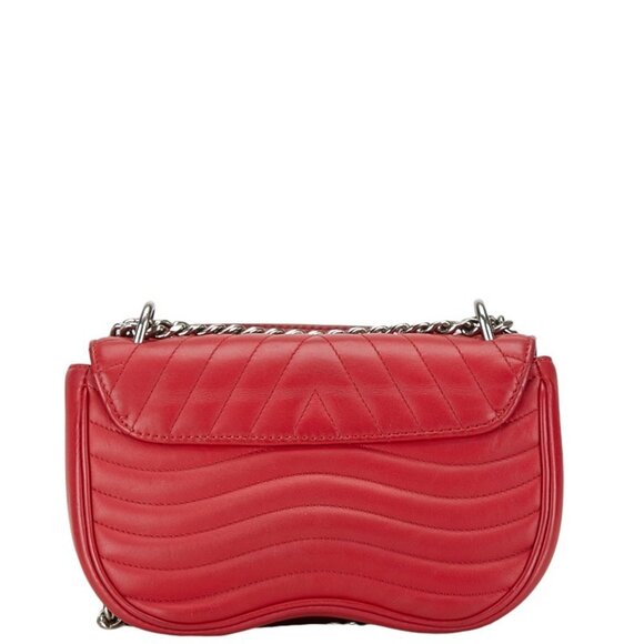 LOUIS VUITTON Red Leather Shoulder Bag - Picture 4 of 10